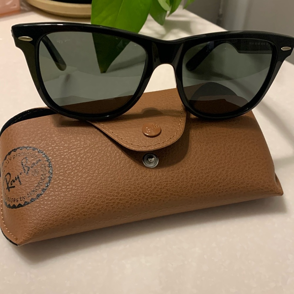 Ray Ban WAYFARER